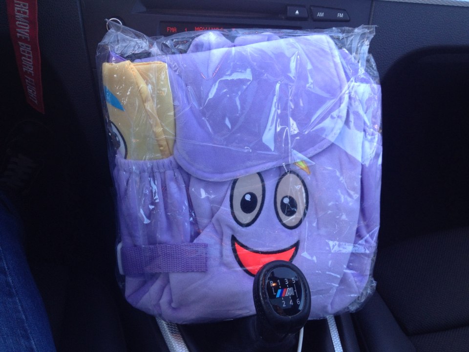 2016 New cute backpack Dora the Explorer plush toy mini schoolbag with map kids gifts boy girl baby student bags lovely Mochila