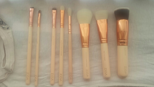 ZOEVA ROSE GOLDEN LUXURY SET VOL. 2 MAKEUP BRUSH SET