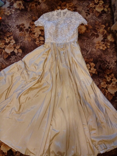 2016 New A-line High Collar Short Sleeves Evening Dresses Elegant Champagne Taffeta Lace Long  Evening Gown Prom Dress