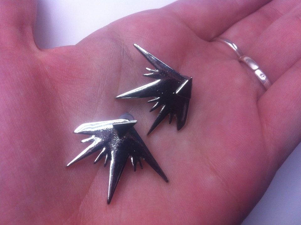 E073  Free shipping Hot Design 18K Gold Plating Lightning Stud Earrings Wholesale HY