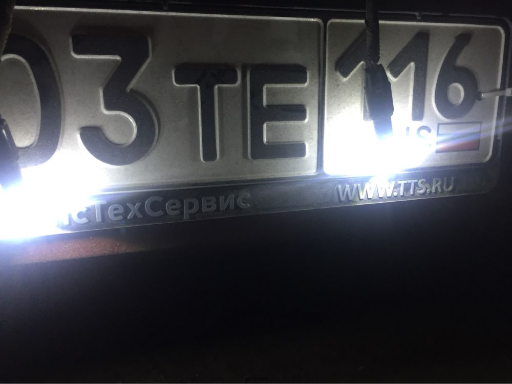 1Pcs 2016 NEWS!Car Auto LED T10 194 W5W no-Canbus 10 smd 5730 LED Light Bulb No error led light Car styling Free shipping