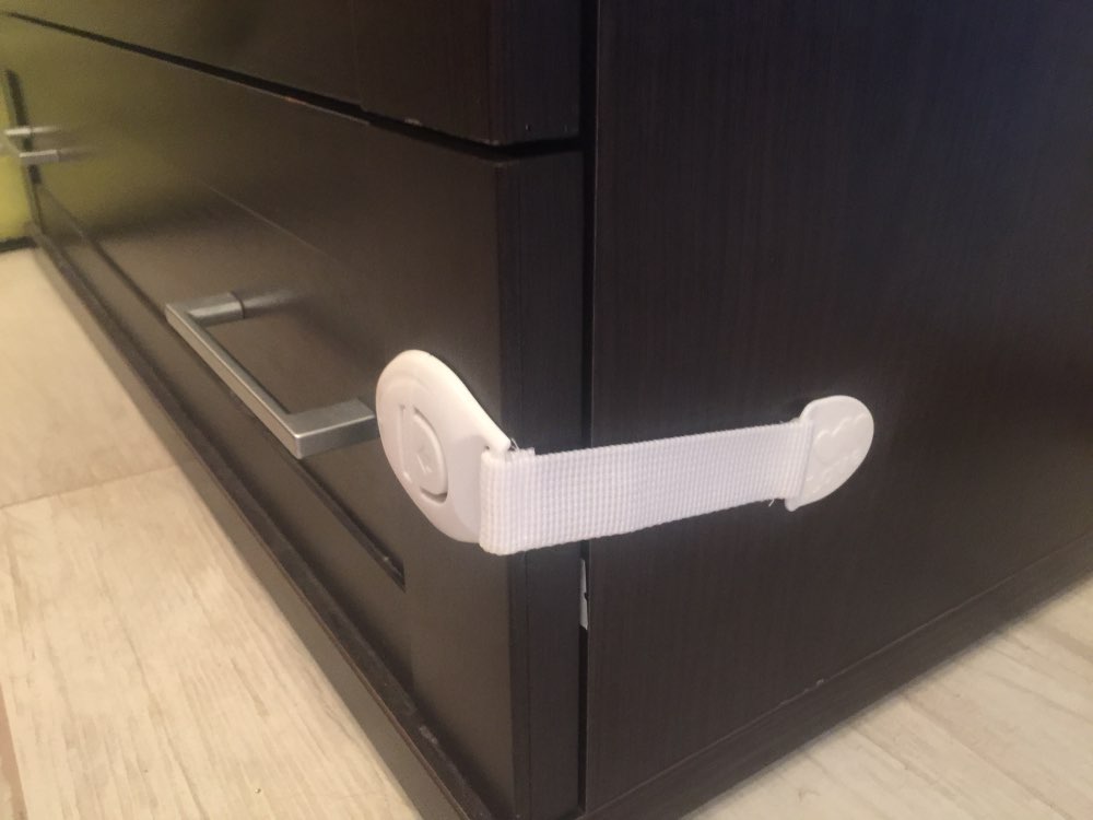 Child Kids Baby Care Safety Security Cabinet Locks & Straps Products For Cabinet Drawer Wardrobe Doors Fridge Toilet Drawers F03