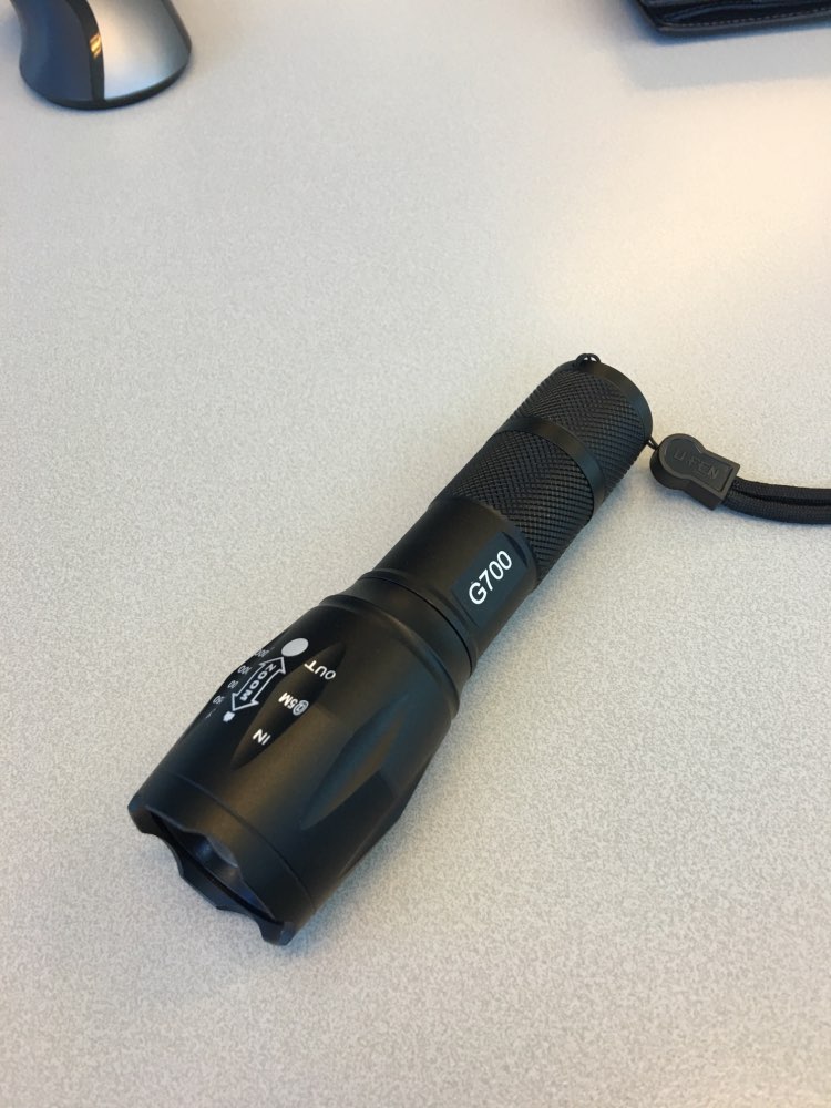 high power G700 Tactical Military LED Flashlight 2000 lumen XML t6 5 modes zoomable flashlight torches by 18650 or AAA