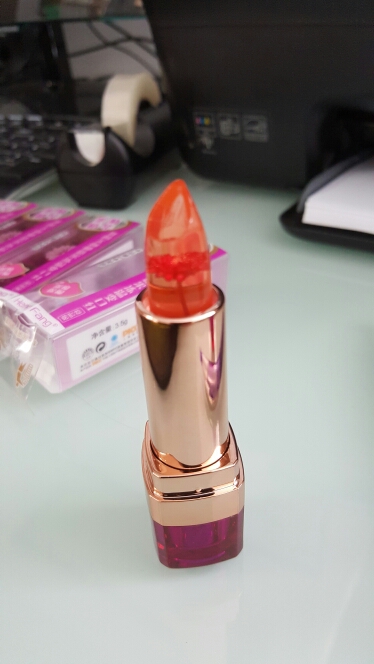Black Chrysanthemum Lipstick 3 Fruit Flavors Temperature changed Lip Balm Moisturizer Lips 3.5g Makeup Brand HengFang #H9266