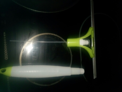 Spray Type Cleaning Brush Glass Wiper Window Clean Shave Car Window Cleaner Free Shipping