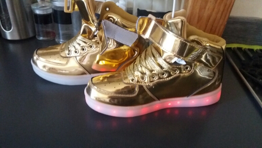 Plus Size 35-46  LED Light Shoes Men Women 7 Colors Glowing Fashion Led Shoes Flats High-top Adults Lumineuse Shoes gold siliver