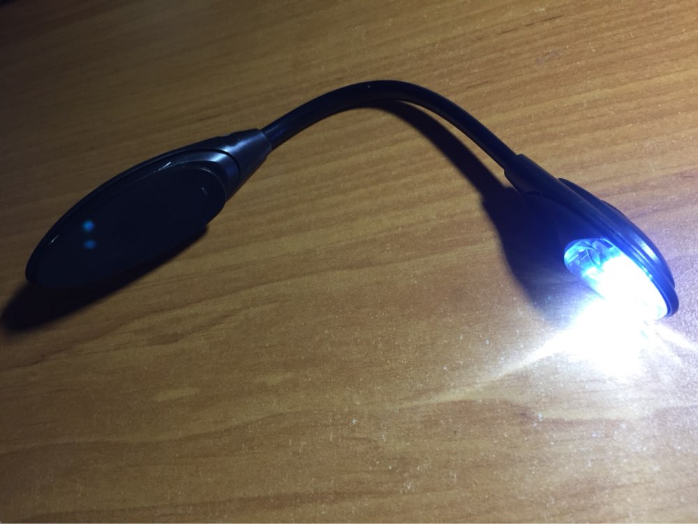  Mini Flexible Clip-On Bright Book Light Laptop White LED Book Reading Light Lamp Easy to use compact and convenient 2016 Hot