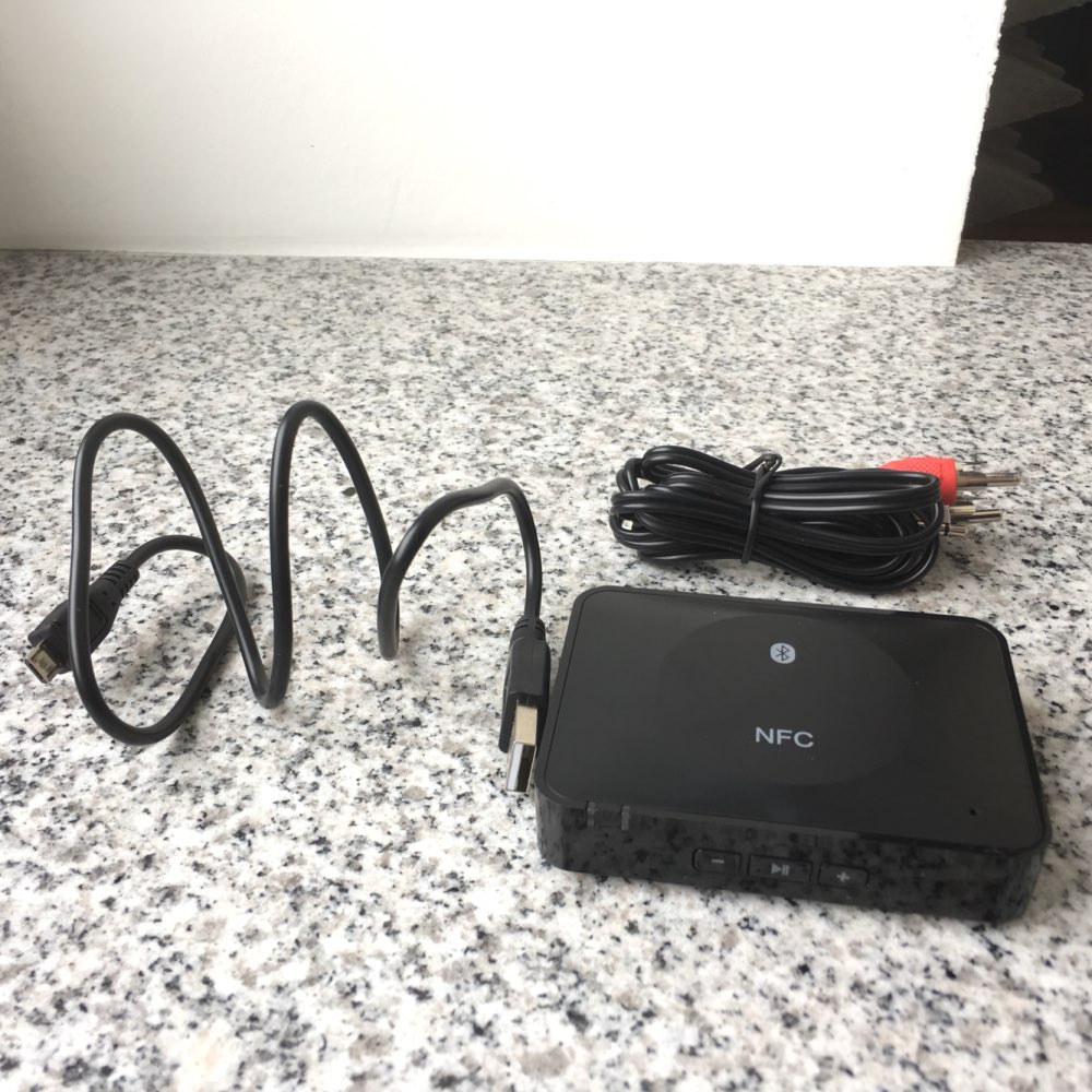 NFC Bluetooth Audio Receiver Wireless Adapter 3.5mm/ RCA Stereo Output for Sound System