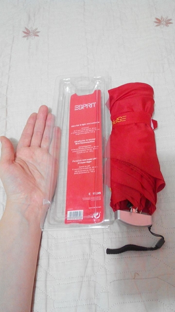 2016 New Creative Folding Umbrella Men Wholesale 165g Super Light Small Foldable Pockets Umbrellas Rain Women Kids Paraguas