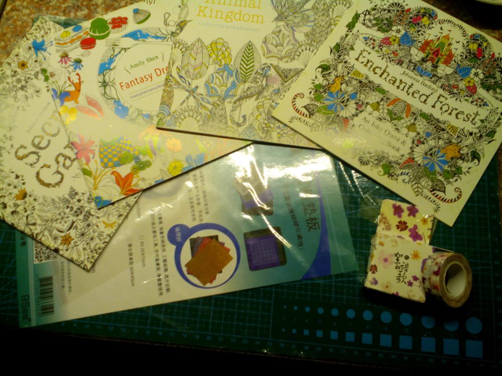 24 Pages Drawing Book Fantasy Dream English Edition Coloring Book For Childs Adult Relieve Stress Kill Time Painting
