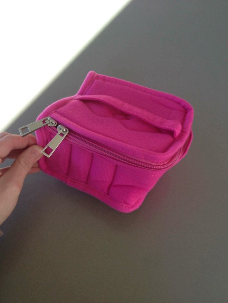 Laven16 Bottles for 5ML, 10ML and 15ML Essential Oils Bag for Traveling Sturdy Double Zipper Essential Oil Carrying Case L0236