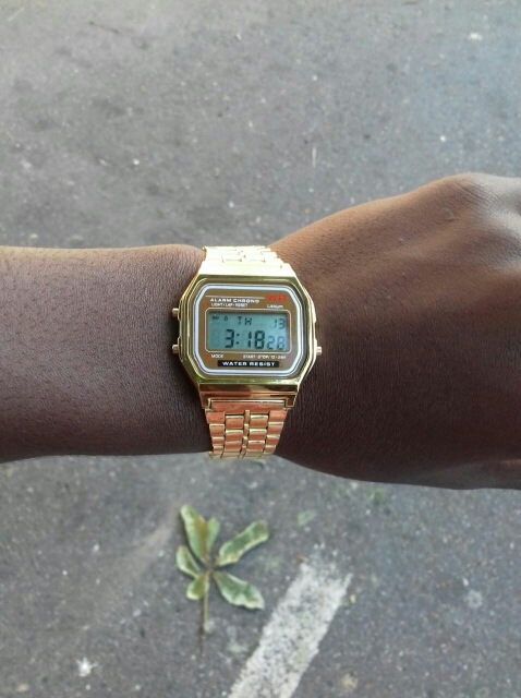 2016 New Fashion gold silver Classic Men Women Retro Stainless Steel LCD Digital Sports Stopwatch Wrist Watch