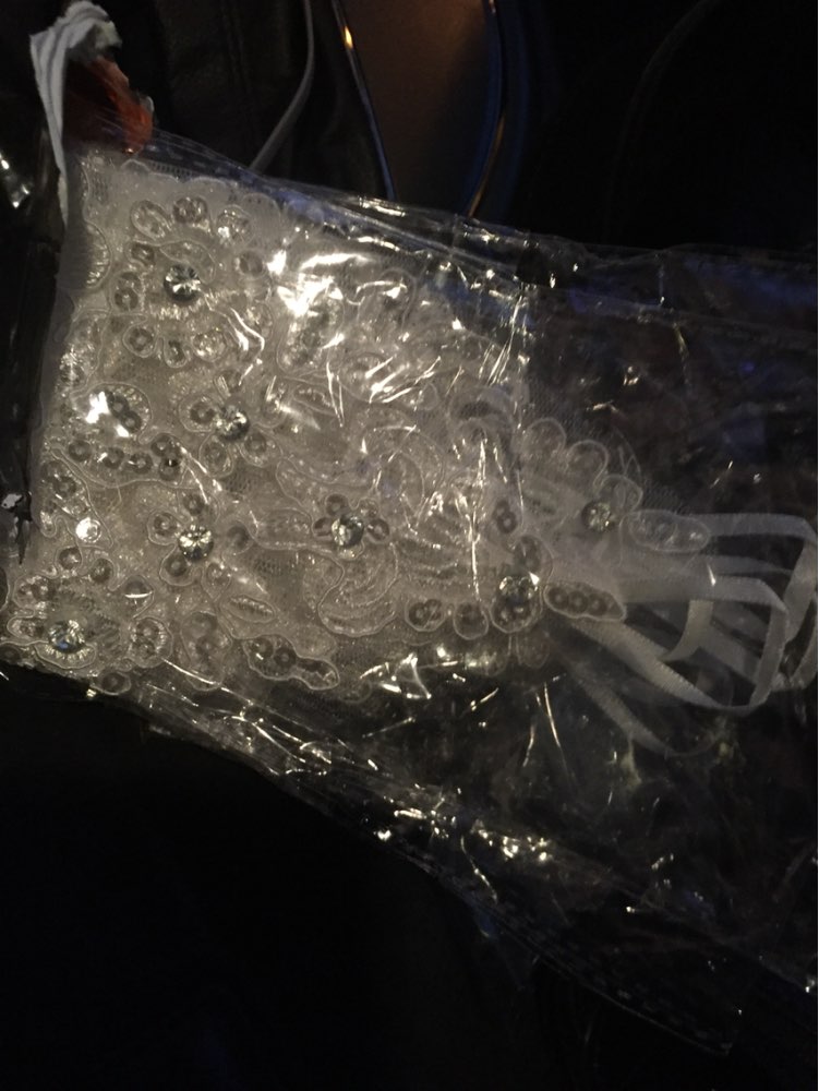 2016 New Cheap Fingerless Summer Wholesale White Elegant Short Paragraph Rhinestone Bridal Wedding Gloves Guantes De Novia