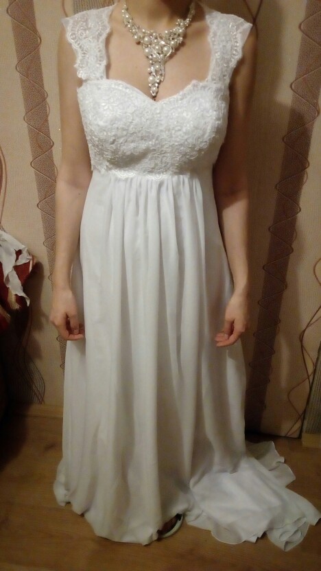 2016 Empire Lace Wedding Dresses Sweep Train Open Back Chiffon Beach Bridal Dress for Pregnant Women