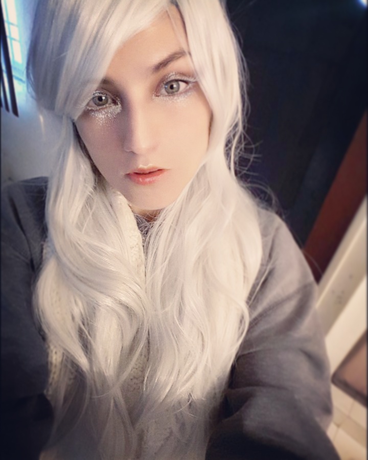 SHOWSTAR Hot 28" Long Curly Brown,Blue,Red,Grey,Blonde Wig Cosplay Anime Lolita Synthetic Wigs for Womens Party Pelucas Perruque