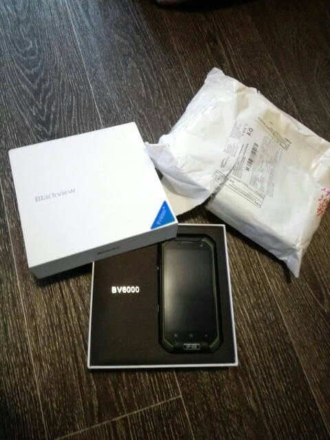 Blackview BV6000 Smartphone 4G LTE Waterproof IP68 4.7" HD MT6755 Octa Core Android 6.0 Mobile Cell Phone 3GB RAM 32GB ROM 13MP
