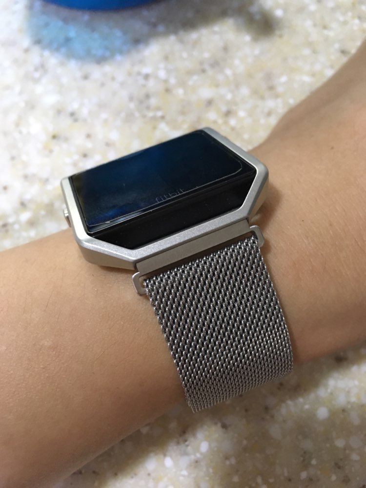 Milanese Loop Watch Band Stainless Steel Magnetic Closure Bracelet Strap for Fitbit Blaze Smart Fitness Watch FBBZMLMCS