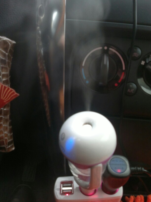 New Mini 12V Car Steam Humidifier Air Purifier Aroma Diffuser Essential oil diffuser Aromatherapy Mist Maker Fogger Purple Green