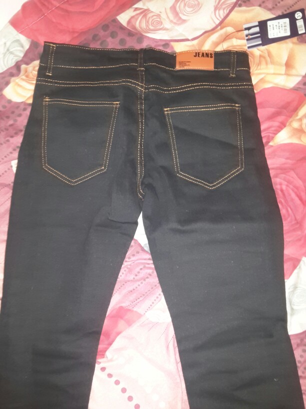 Cool Stylish Men Jeans Pencil Pants Fashion Designed Casual Straight Slim Fit Trousers 2 Colors