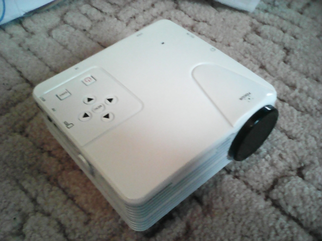 H80 Projector 640 x 480 Pixels 800 Lumens Full HD Projector Home Theater 1080P Projection Mini LED Video Proyector