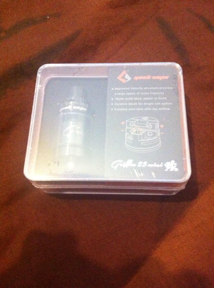 100% original Original GeekVape Griffin 25 RTA Top Airflow Version 6.0ml GeekVape Griffin 25 mini RTA Top Airflow Version