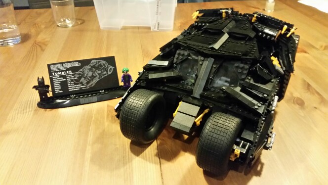 New Decool 7111 1869Pcs Super Hero The Tumbler Model Building Kits Minifigure Joker Batman Blocks Bricks Compatible Gift 76023