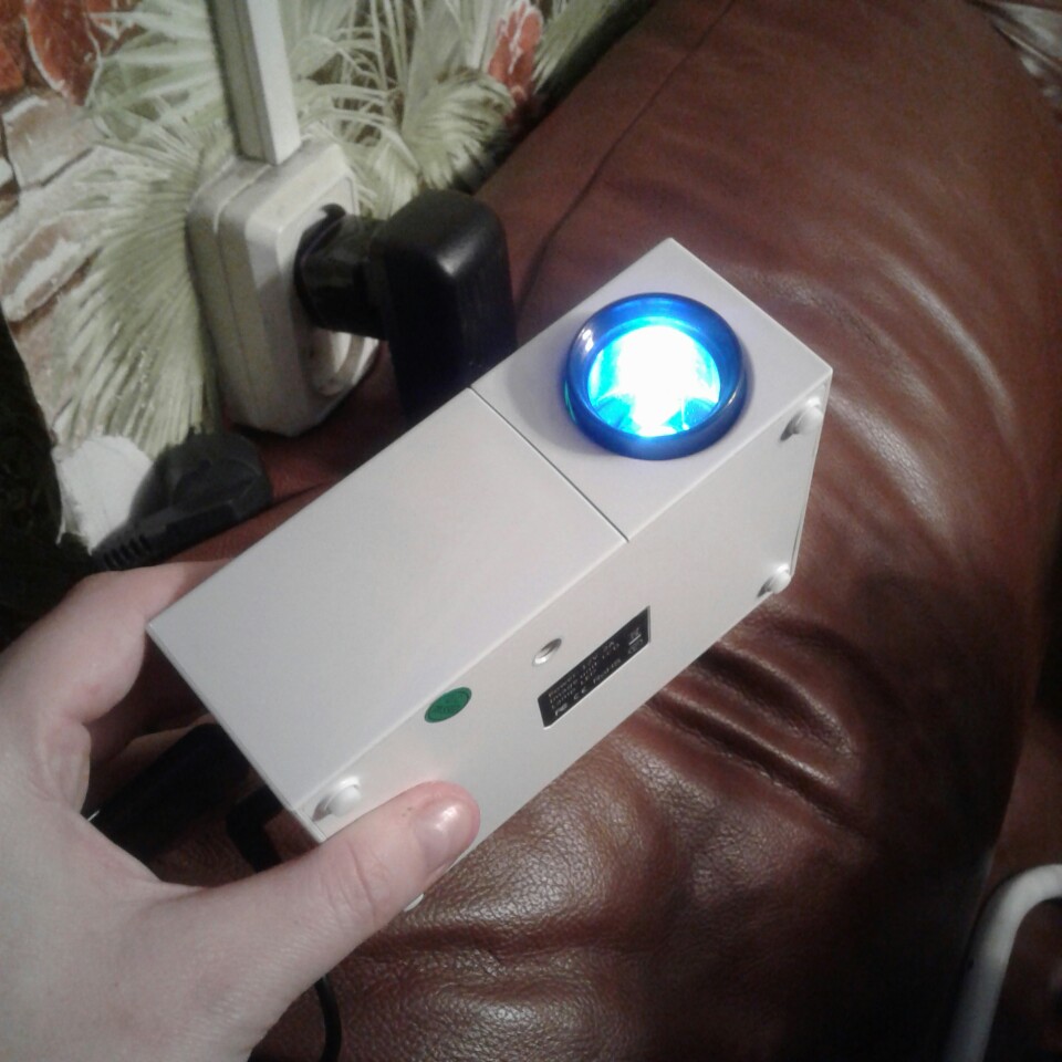 YG300 YG310 LED Portable Projector 400-600LM 3.5mm Audio 320 x 240 Pixels YG-300 HDMI USB Mini Projector Home Media Player