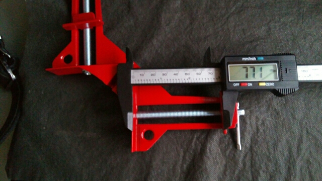 Newest 90 degree Right Angle Clamp 100MM Mitre Clamps Corner Clamp Picture Holder Woodwork Frame clip Best Price
