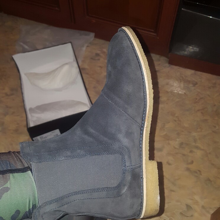 Handmade All-matching Luxury brand Men Chelsea Boots Leather Yeezus Shoes  Men's Party and Wedding Dress Shoes  Kanye West shoes