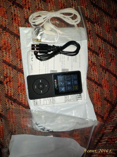 1.8"TFT Screen RUIZU X02 HiFi 4G MP3/4 Music Player FM Recorder High Quality