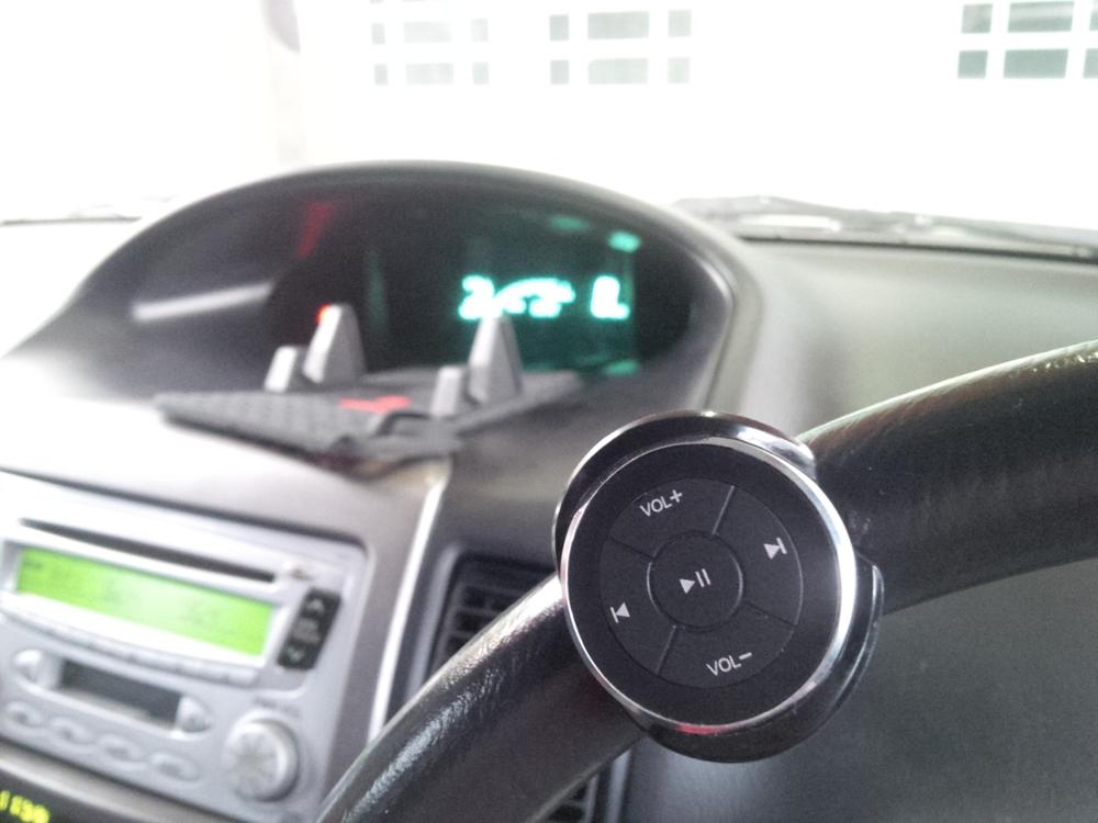 Wireless Bluetooth Media Remote steering wheel remote mobile mp3 music play for car motorcycle bike control car styling kit