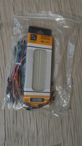 MB102 Breadboard power module+MB-102 830 points Solderless Prototype Bread board kit +65 Flexible jumper wires