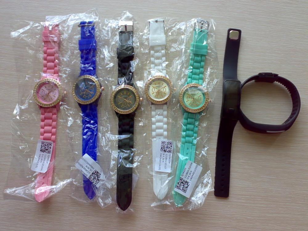 Women Ladies Watch Girls Geneva Silicone Quartz Golden Crystal Stone Jelly Wrist Watch
