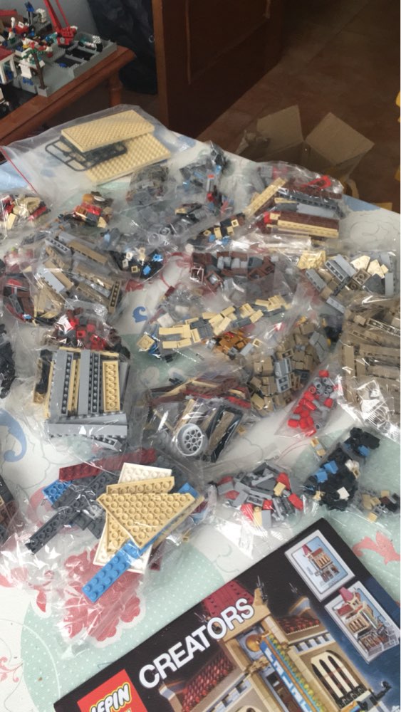 2016 New LEPIN 15006 2354Pcs Creator City Street Palace Cinema Model Building Kits Minifigure Blocks Bricks Compatible Toy 10232