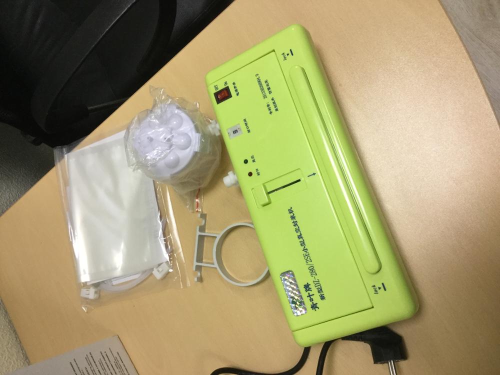 Fast Delivery and Shipping Can Customize Household Food Vacuum Sealer Packaging Machine Film Sealer Vacuum packer Give free Bags