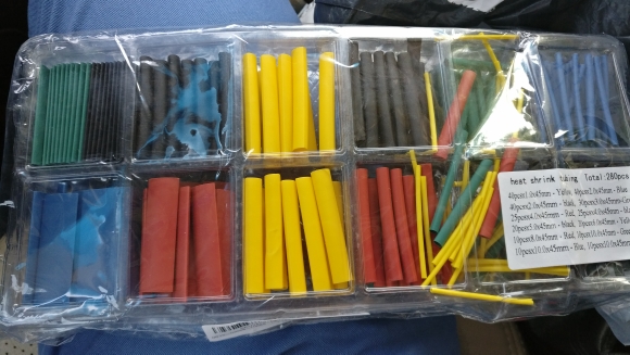 280pcs Polyolefin Assortment Ratio 2:1 Heat Shrink Tubing Tube Sleeving For Wrap Kit With Box 5 Colors Yellow, Blue, Black