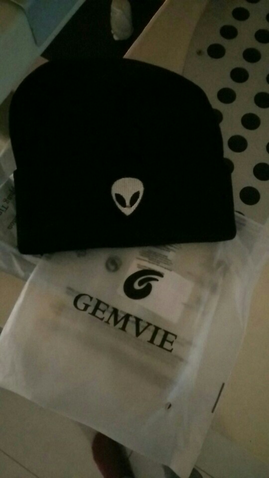 New Year Gift Alien Winter Hat 2016 Knit Hats For Women And Men Casual Embroidery Cotton Hat Winter skullies beanies caps