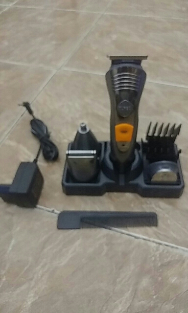 7-in-1 Adjustable Electric Hair Clipper Professional Nose Ear Hair Trimmer Beard Shaver Rechargeable Hair Cutting Machine 5353