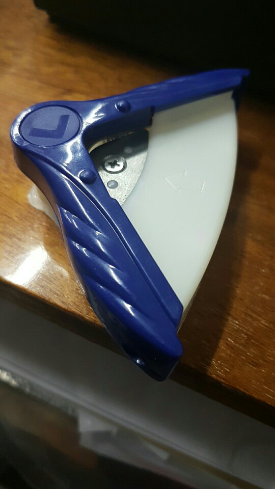 Affordable 1PC R10 10mm Corner Cutter Rounder Punch For Card Photo Paper Cutter Tool Blue