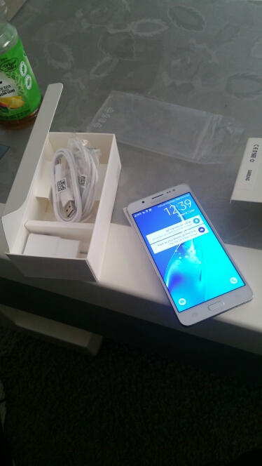 Original Samsung Galaxy J5 (2016) 4G LTE 2GB RAM 16GB ROM Quad Core Smartphone Dual SIM 5.2" 13.0MP NFC Cell Phone