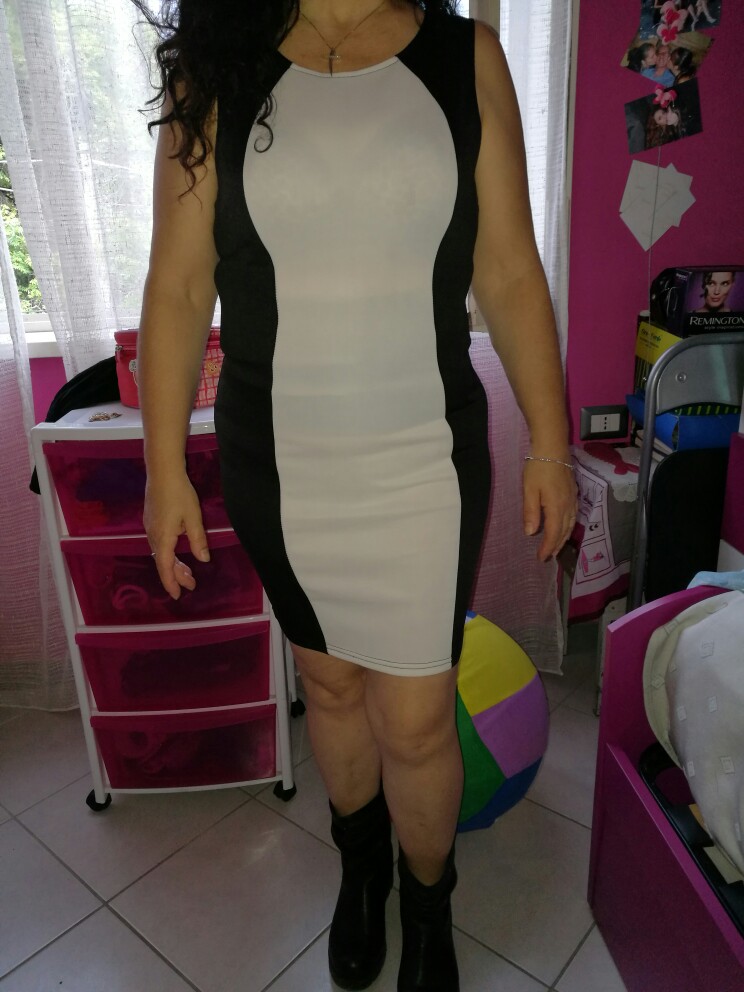DeRuiLaDy Fashion Black White Splice Women Dress Sleeveles Vest Summer Dresses Plus Size Sexy Dress Vintage Office Bodycon Dress