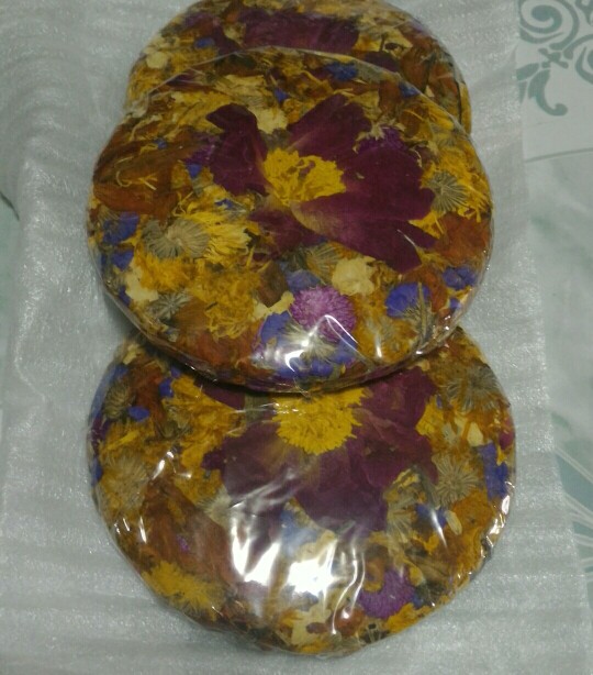 Flower Tea Beauty Roses Handmade Flower Cake Down Three Light Clew Decotolification Girls Like 200g  Puer Tea