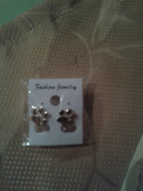New Fashion Cute Paw Print Earrings for Women Cat and Dog Paw Stud Earrings E124