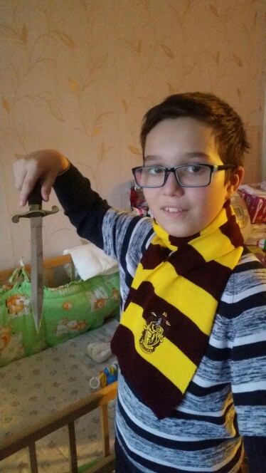 17CM*150CM New Fashion 4 Color College scarf Harry Potter Gryffindor Series scarf With Badge Personality Cosplay Knit Scarves