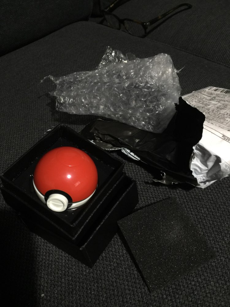 Pokeball Pokemon Herb Weed Grinder Mill Pipe Tobacco Smoking Utensils Smoke Detectors Pipes Grinding Smoke Narguile Smoke