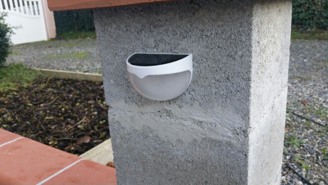 High Bright LED Solar Light Waterproof IP55 6 LED Solar Lamp Outdoor Lighting Wall Lamps With Light Control  For Home Decoration