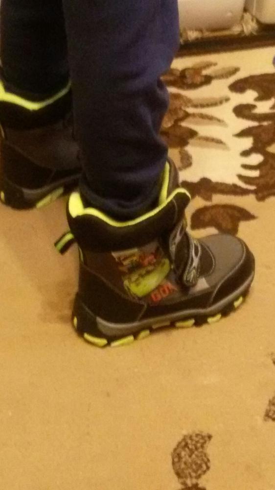Apakowa mid-calf bungee lacing kids snow boots waterproof boys boots big boys sport shoes wollen lining kids boots for boys