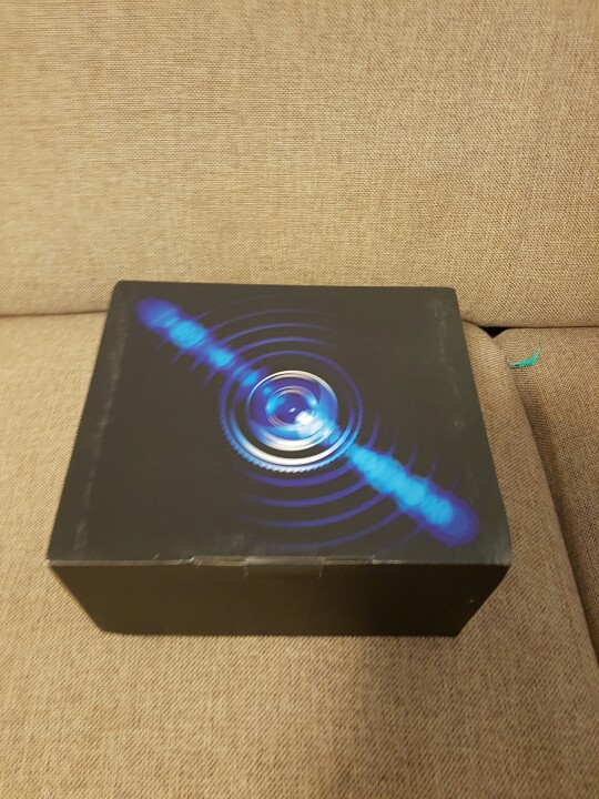 AUN Projector AM01S 1400 Lumens LED Projector Set in Android 4.4 WIFI Bluetooth Support Miracast Airplay KODI AC3 MINI Beamer