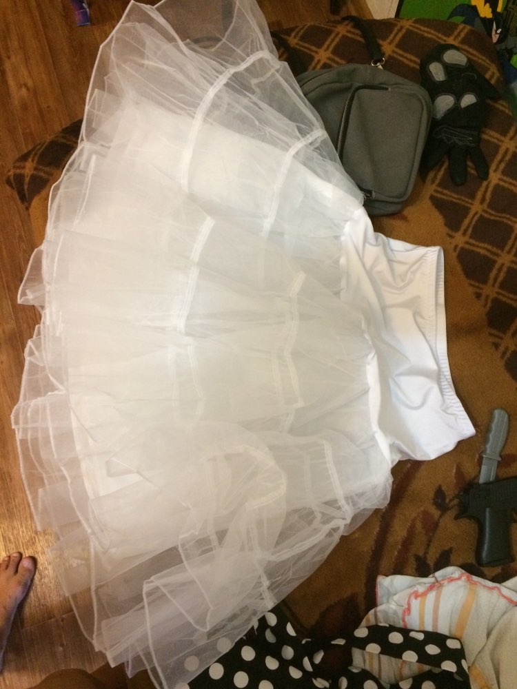 2017 A-Line Short Petticoat Colorful Short Underskirt Knee Length Bridal Tulle Petticoats For Wedding Dress Hot sale Petticoat