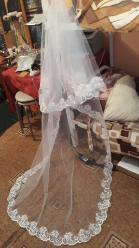 veu de noiva longo 2017 White /Ivory Cheap In Stock Cathedral Wedding Veil Wedding Accessories Lace Bridal Veil 2.7 Meters